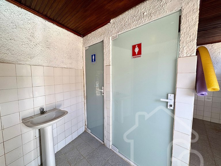 Casa com piscina no Vale dos Pinheiros