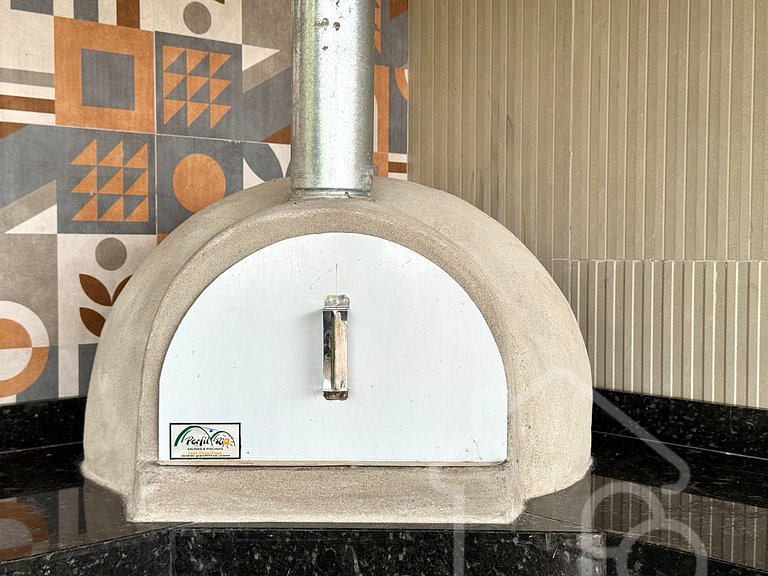 Chalé com Área Gourmet Incrível e Jacuzzi