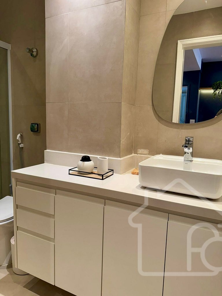 Apê Novinho em Ipanema • Completo e Confortável