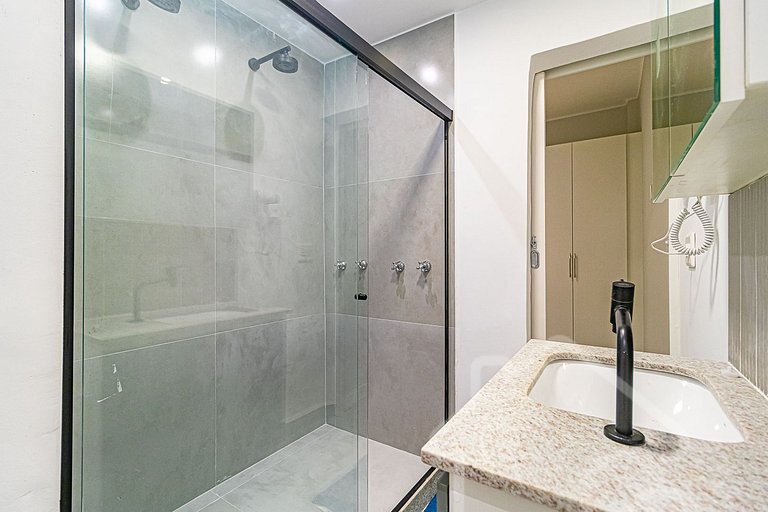 Apartamento Amplo e Reformado com Ar e Wi-Fi