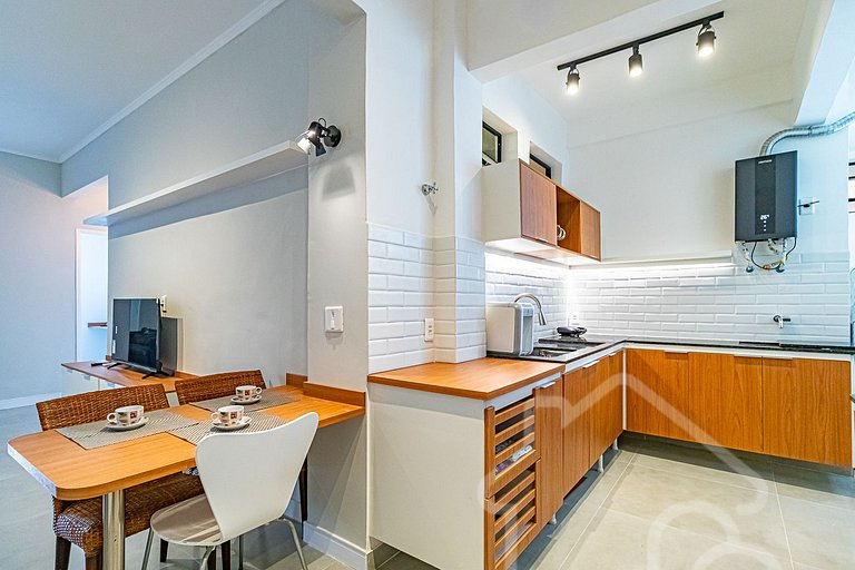 Apartamento Amplo e Reformado com Ar e Wi-Fi