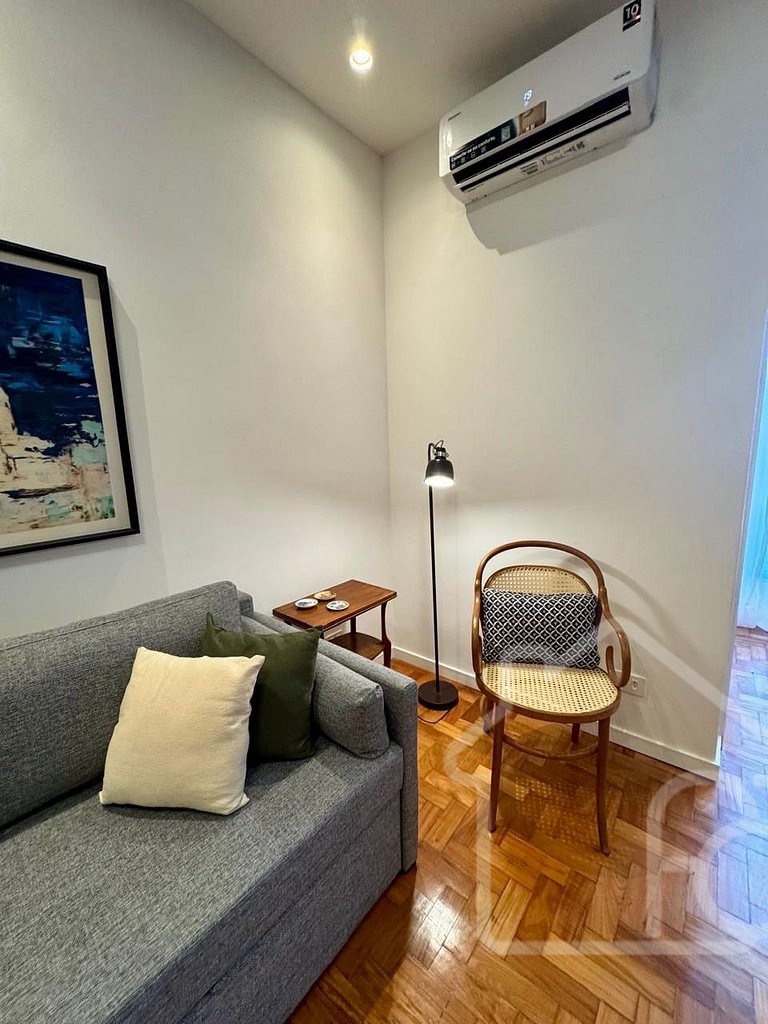 Apê Novinho em Ipanema • Completo e Confortável