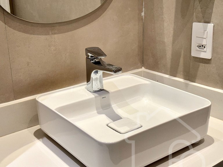 Apê Novinho em Ipanema • Completo e Confortável