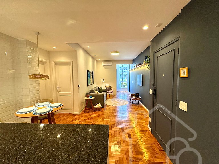 Apê Novinho em Ipanema • Completo e Confortável