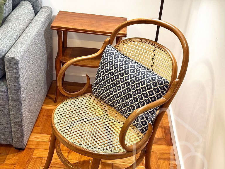 Apê Novinho em Ipanema • Completo e Confortável