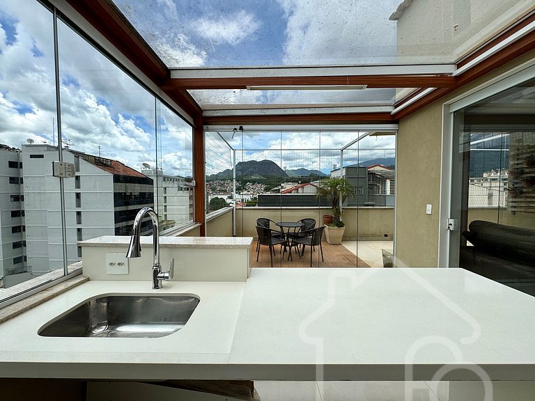 Cobertura com Área Gourmet na Alberto Braune