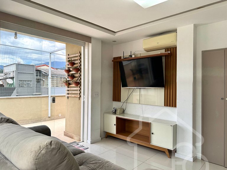 Cobertura com Área Gourmet na Alberto Braune