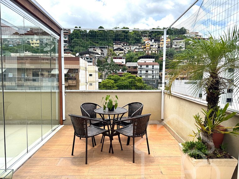 Cobertura com Área Gourmet na Alberto Braune