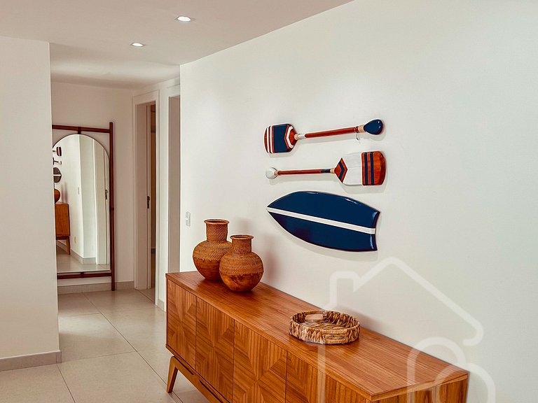 Casa na Ferradura com Piscina Privativa