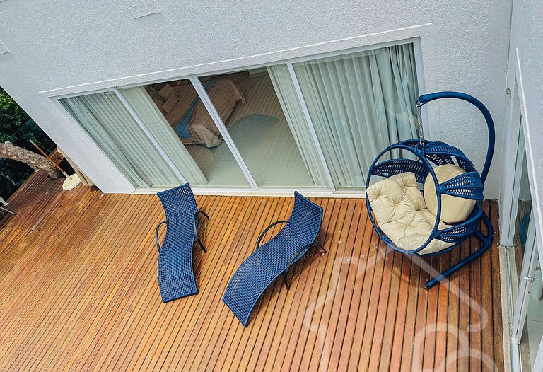 Casa na Ferradura com Piscina Privativa