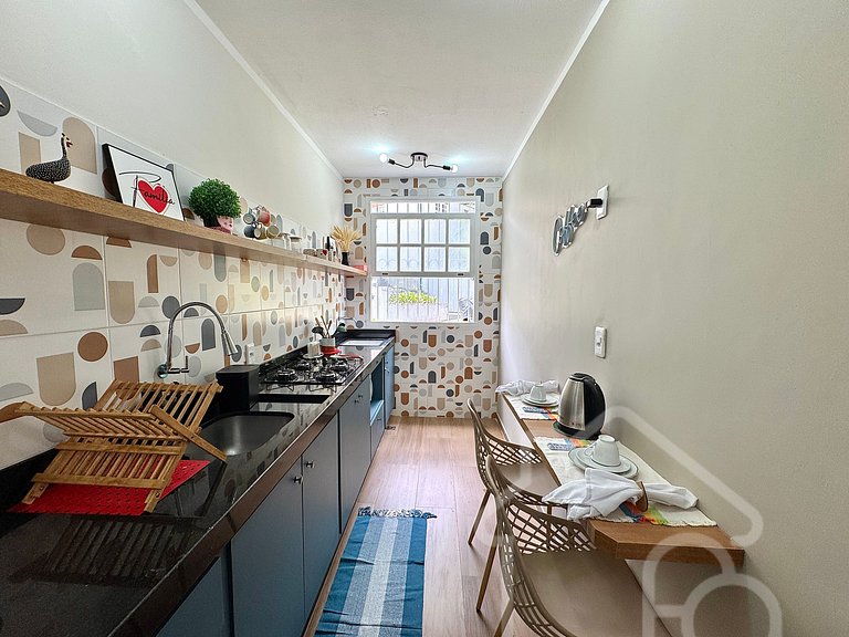 Apartamento reformado e moderno no Serraville