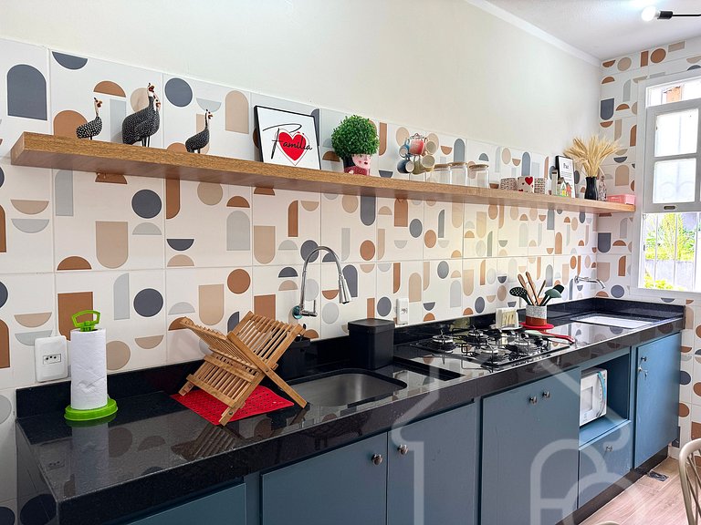 Apartamento reformado e moderno no Serraville