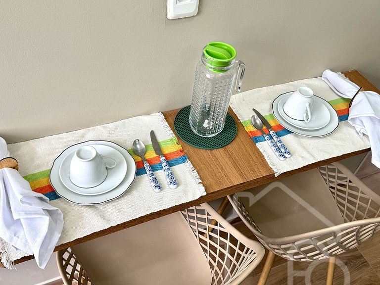 Apartamento reformado e moderno no Serraville