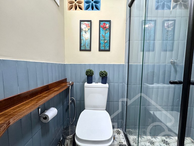 Apartamento reformado e moderno no Serraville