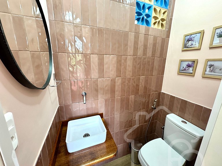 Apartamento reformado e moderno no Serraville