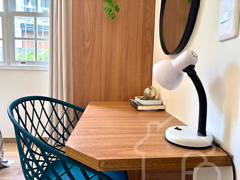 Apartamento reformado e moderno no Serraville