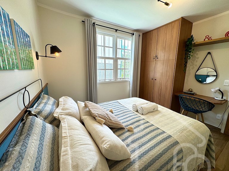 Apartamento reformado e moderno no Serraville