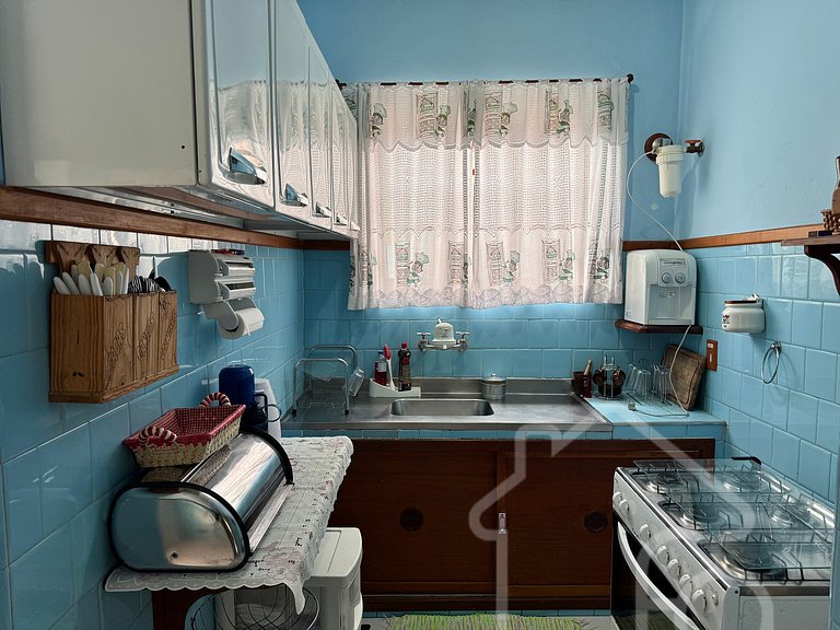 Casa Espaçosa em Mury | Até 20 Hóspedes