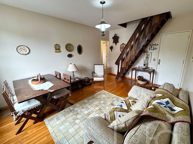 Apartamento aconchegante em Olaria com piscina