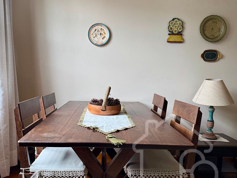 Apartamento aconchegante em Olaria com piscina