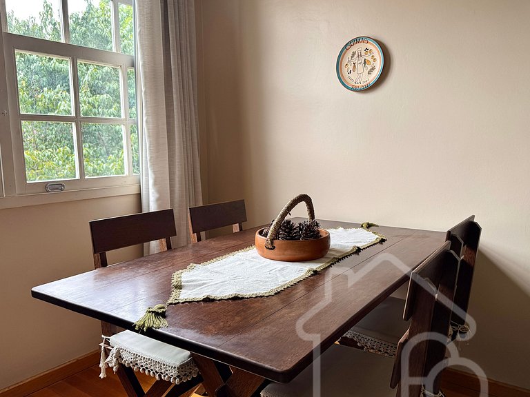 Apartamento aconchegante em Olaria com piscina