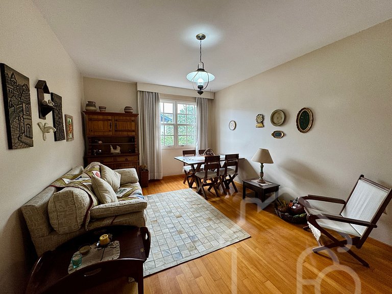 Apartamento aconchegante em Olaria com piscina