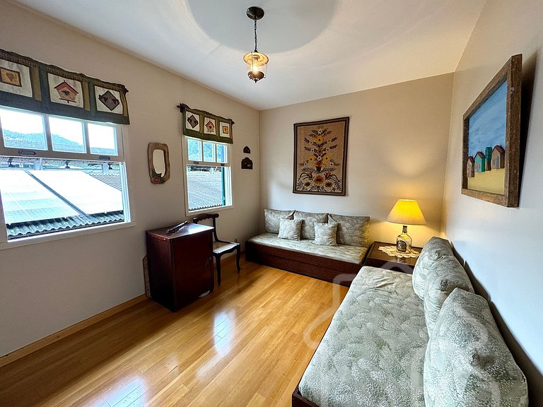 Apartamento aconchegante em Olaria com piscina