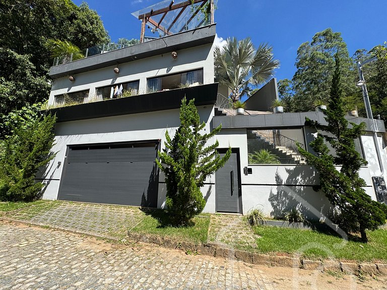 Cobertura exclusiva com piscina e vista | Loft Rio
