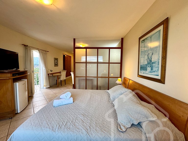 Suíte com hidromassagem no Hotel Dominguez Master