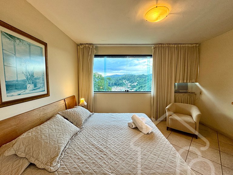 Suíte com hidromassagem no Hotel Dominguez Master