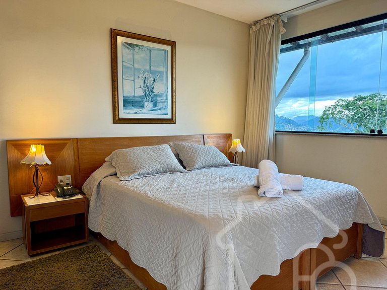 Suíte com hidromassagem no Hotel Dominguez Master