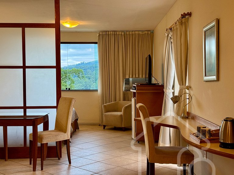Suíte com hidromassagem no Hotel Dominguez Master