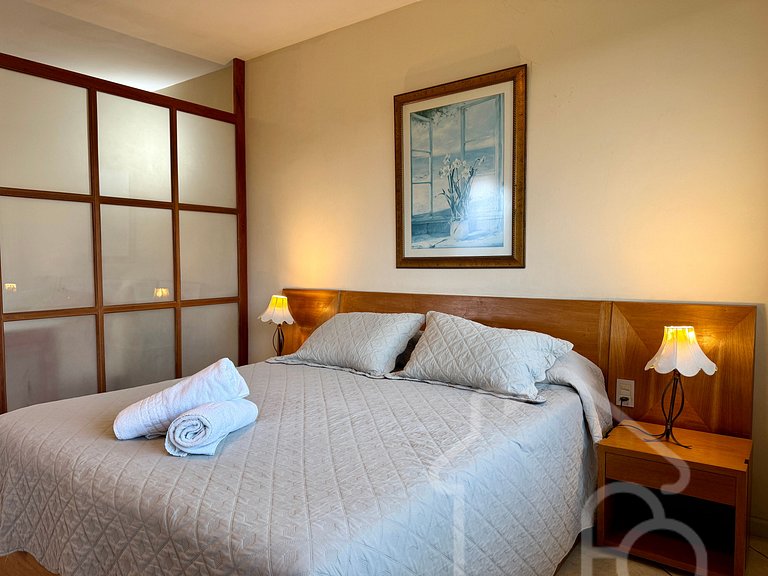 Suíte com hidromassagem no Hotel Dominguez Master