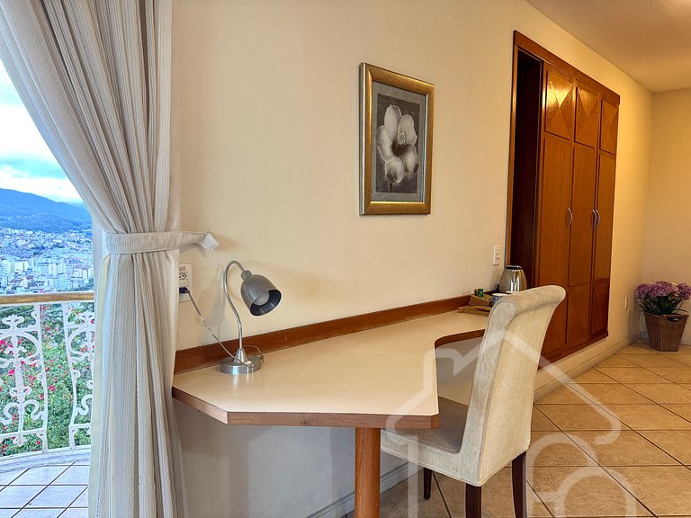 Suíte com hidromassagem no Hotel Dominguez Master