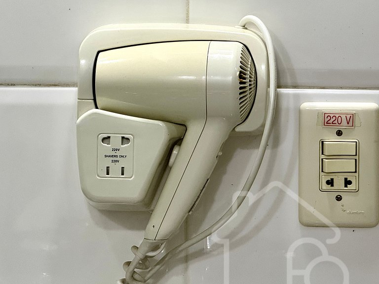 Suíte com hidromassagem no Hotel Dominguez Master