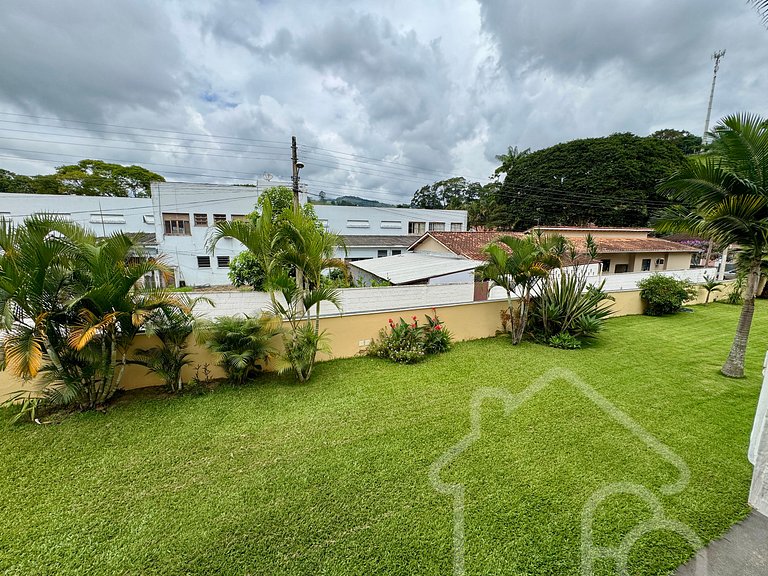 Casa maravilhosa no centro com piscina e sauna