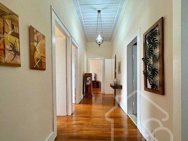 Casa maravilhosa no centro com piscina e sauna