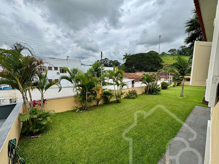 Casa maravilhosa no centro com piscina e sauna