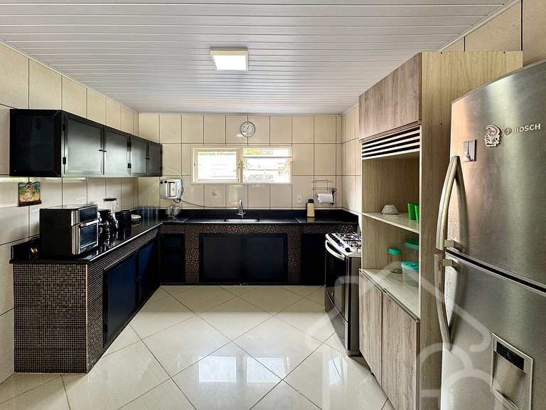 Casa maravilhosa no centro com piscina e sauna