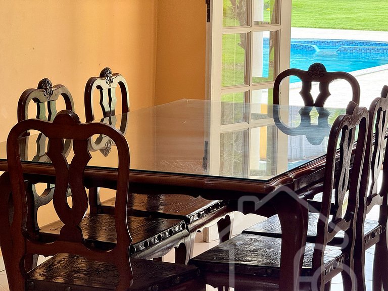 Casa maravilhosa no centro com piscina e sauna