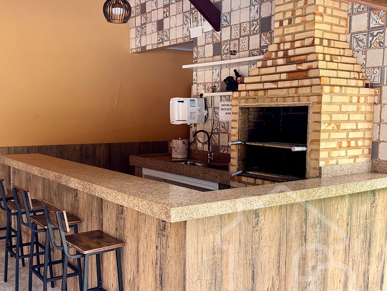 Casa maravilhosa no centro com piscina e sauna