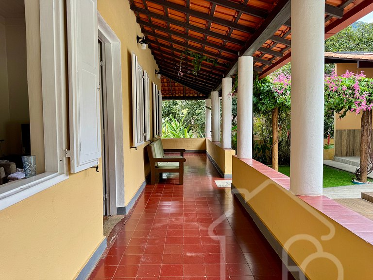 Casa maravilhosa no centro com piscina e sauna