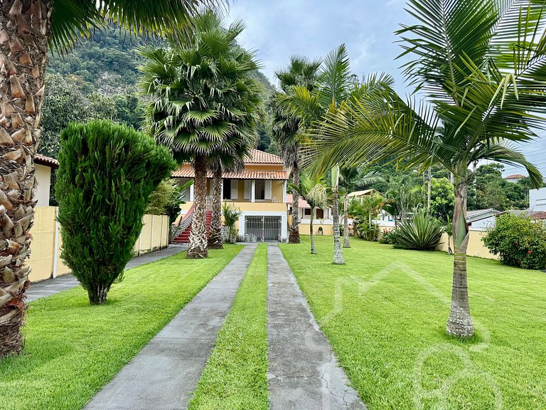 Casa maravilhosa no centro com piscina e sauna
