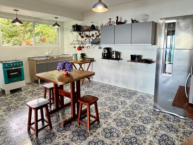 Casa espetacular com piscina e churrasqueira