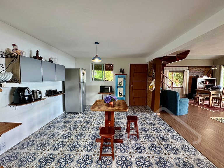 Casa espetacular com piscina e churrasqueira