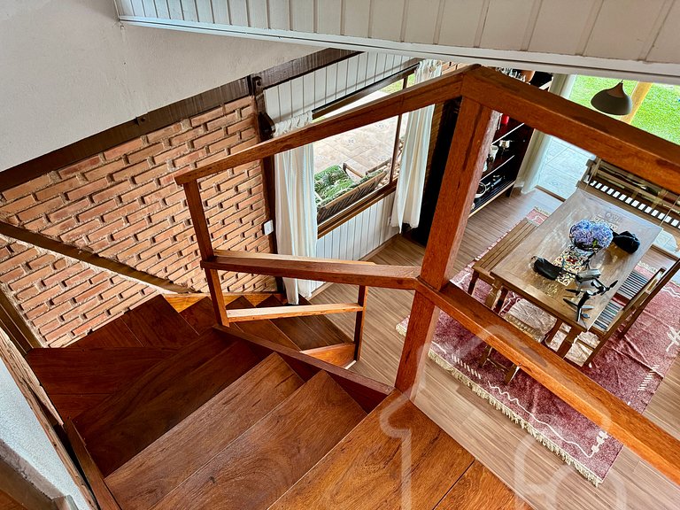 Casa espetacular com piscina e churrasqueira