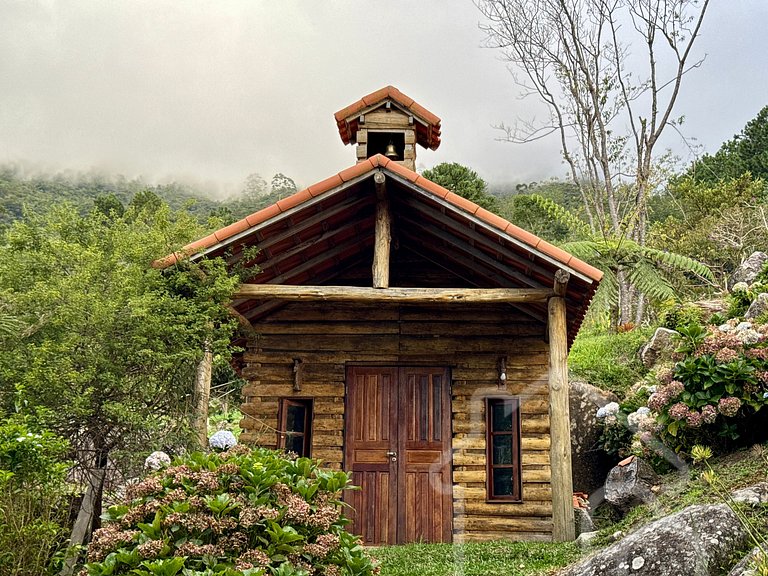 Casa espetacular com piscina e churrasqueira