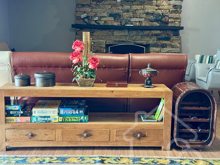 Casa espetacular com piscina e churrasqueira