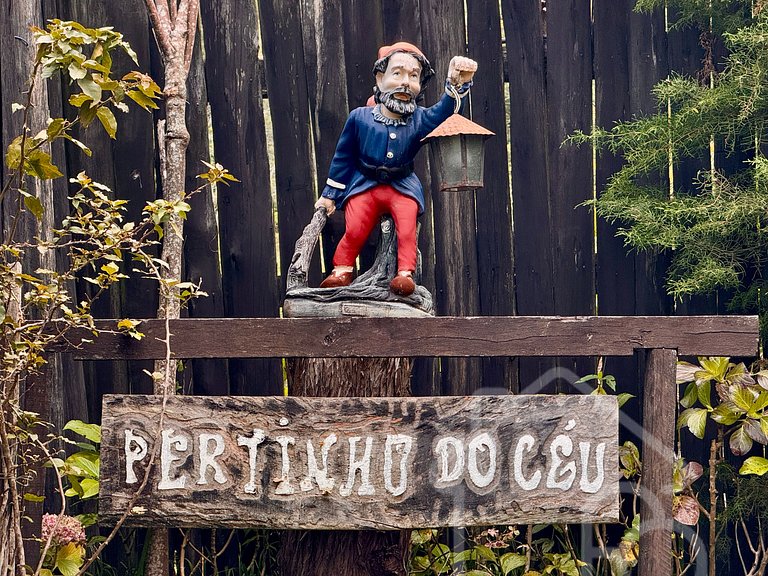 Casa espetacular com piscina e churrasqueira