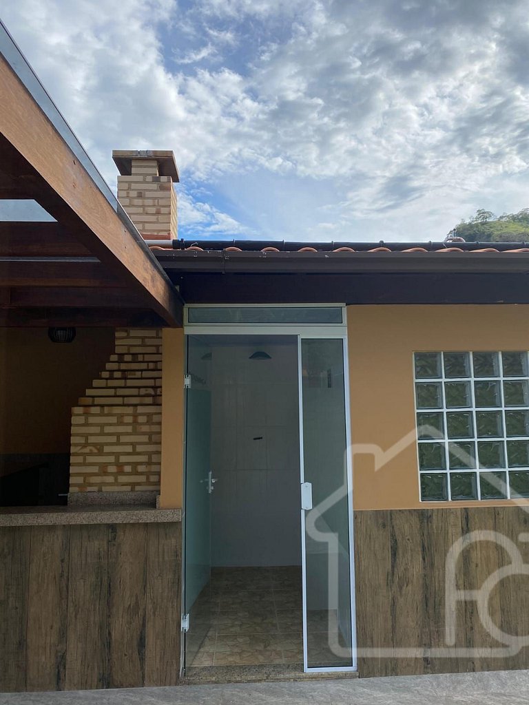 Casa maravilhosa no centro com piscina e sauna